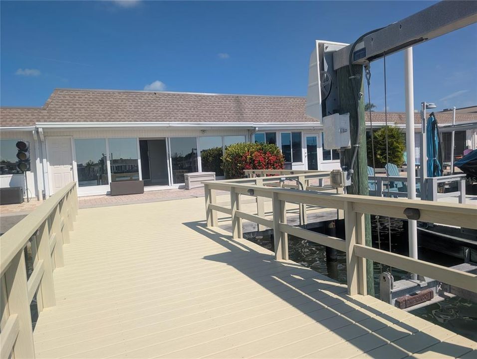 На продажу: $489,900 (2 спален, 2 ванн, 1450 Квадратных фут)