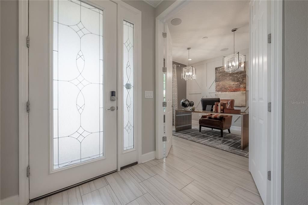 For Sale: $895,000 (5 beds, 4 baths, 3895 Square Feet)