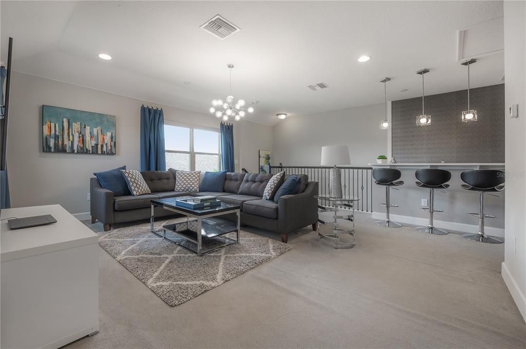 For Sale: $895,000 (5 beds, 4 baths, 3895 Square Feet)