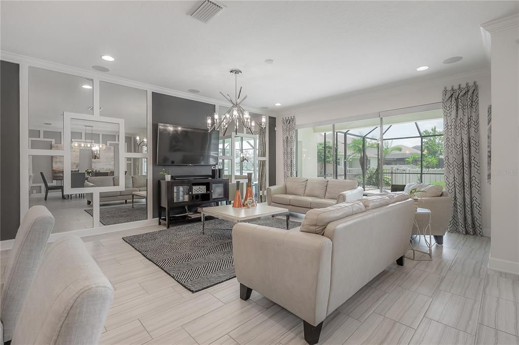 For Sale: $895,000 (5 beds, 4 baths, 3895 Square Feet)