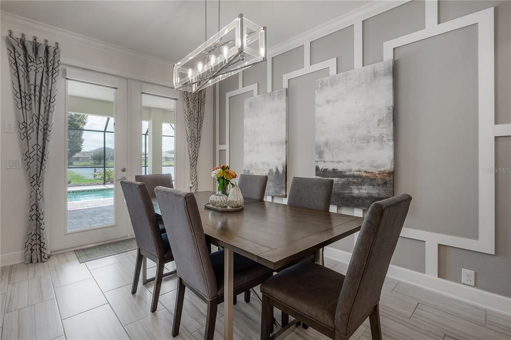 For Sale: $895,000 (5 beds, 4 baths, 3895 Square Feet)