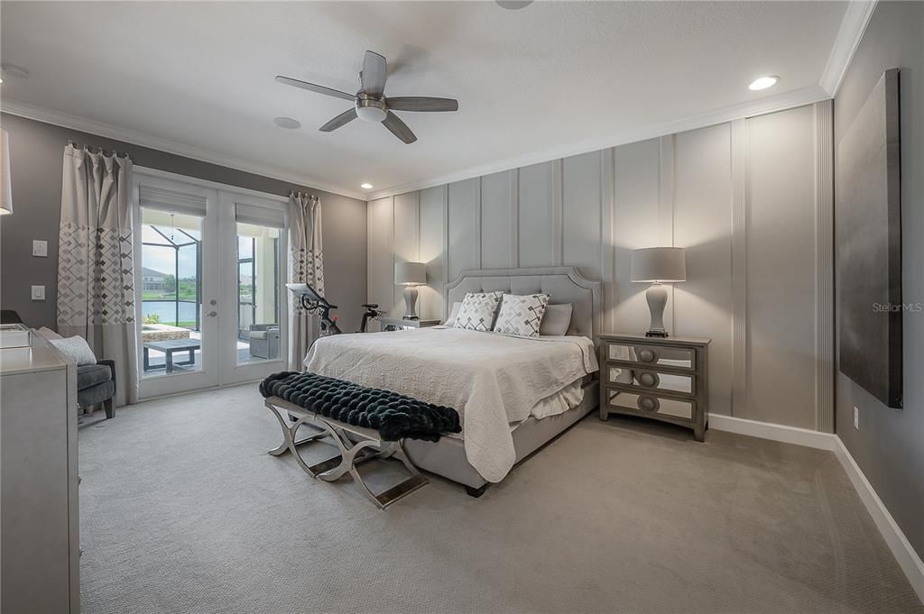 For Sale: $895,000 (5 beds, 4 baths, 3895 Square Feet)