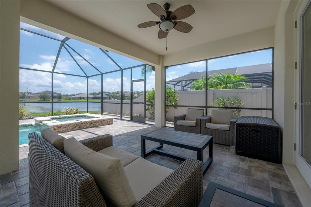 For Sale: $895,000 (5 beds, 4 baths, 3895 Square Feet)