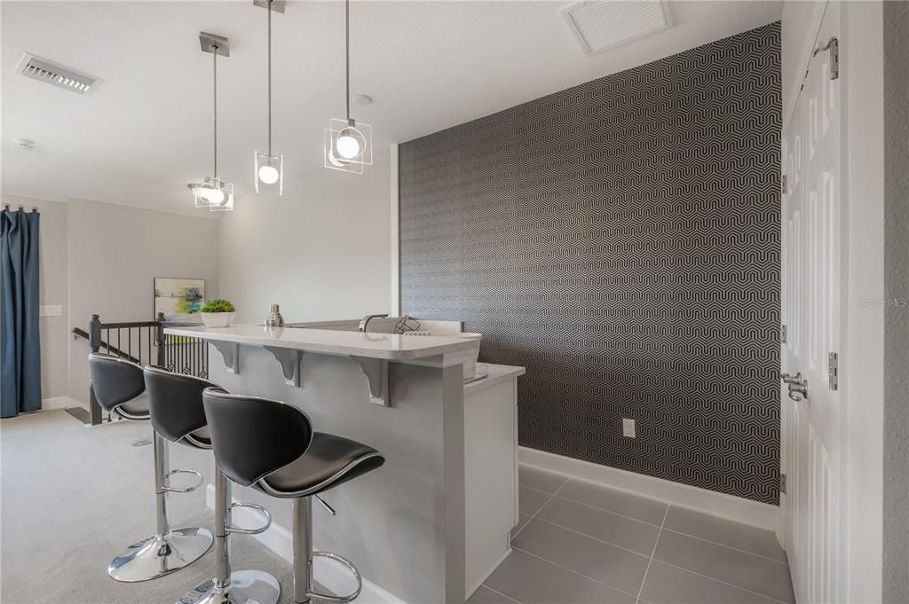 For Sale: $895,000 (5 beds, 4 baths, 3895 Square Feet)