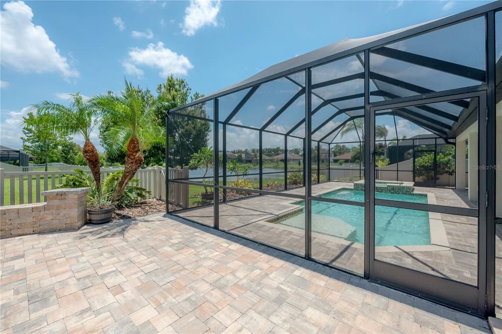 For Sale: $895,000 (5 beds, 4 baths, 3895 Square Feet)