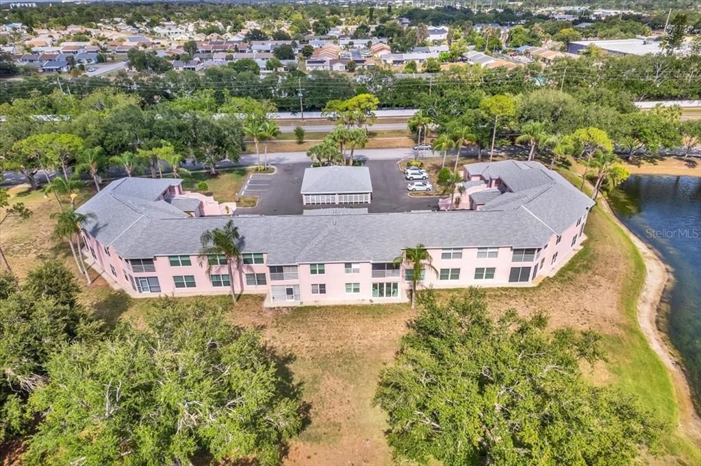 For Sale: $275,000 (2 beds, 2 baths, 1351 Square Feet)