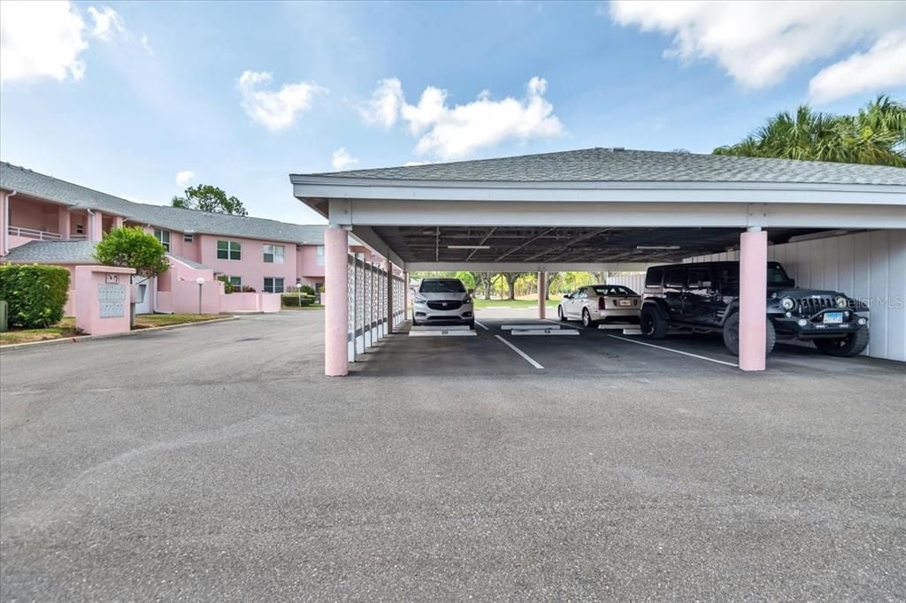 For Sale: $275,000 (2 beds, 2 baths, 1351 Square Feet)