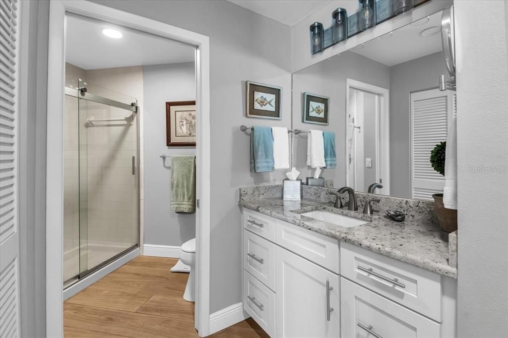 For Sale: $275,000 (2 beds, 2 baths, 1351 Square Feet)