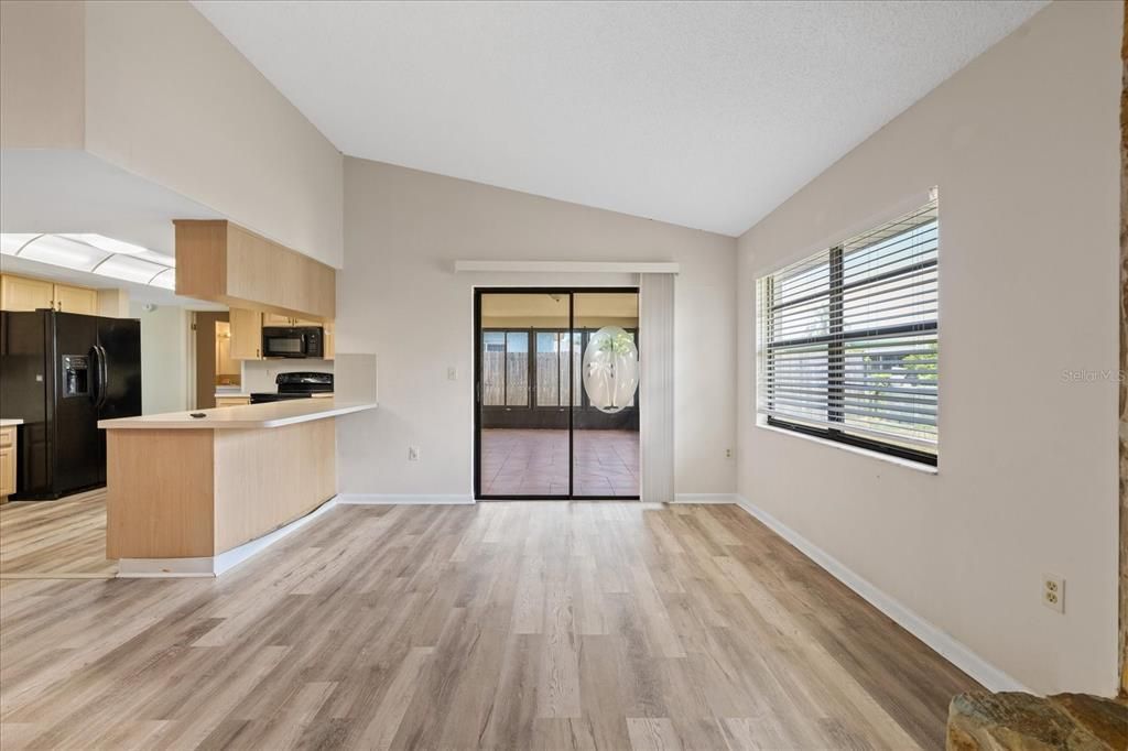 En Venta: $230,000 (2 camas, 2 baños, 1510 Pies cuadrados)