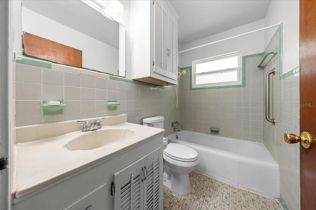 En Venta: $180,000 (3 camas, 1 baños, 1322 Pies cuadrados)