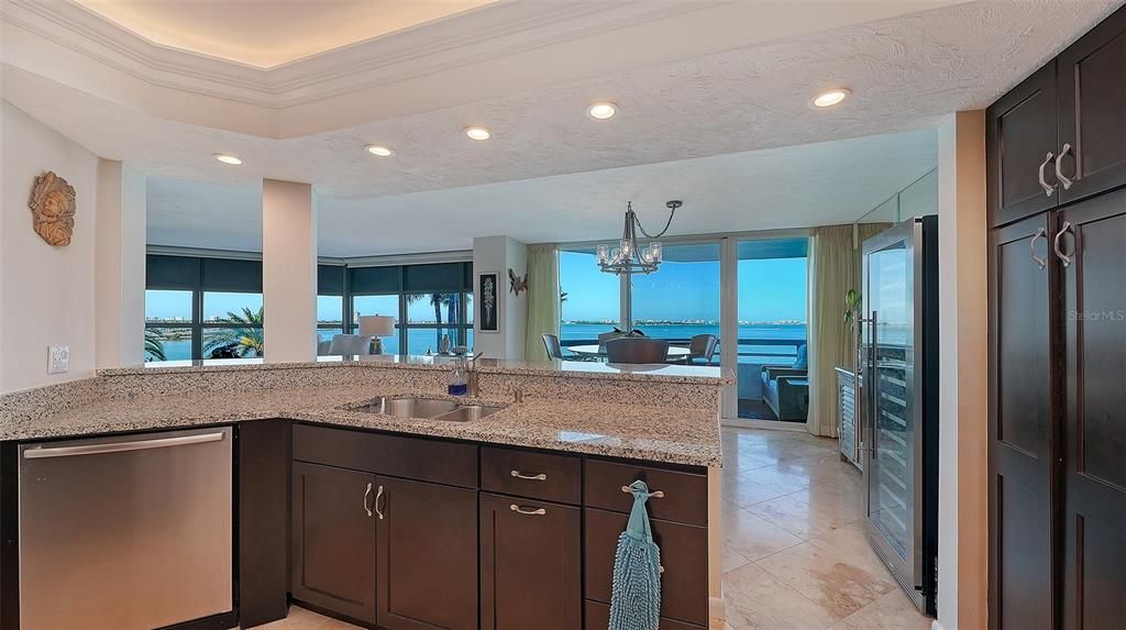 For Rent: $4,500 (2 beds, 2 baths, 1729 Square Feet)