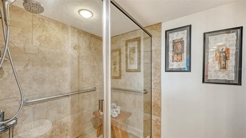 For Rent: $4,500 (2 beds, 2 baths, 1729 Square Feet)