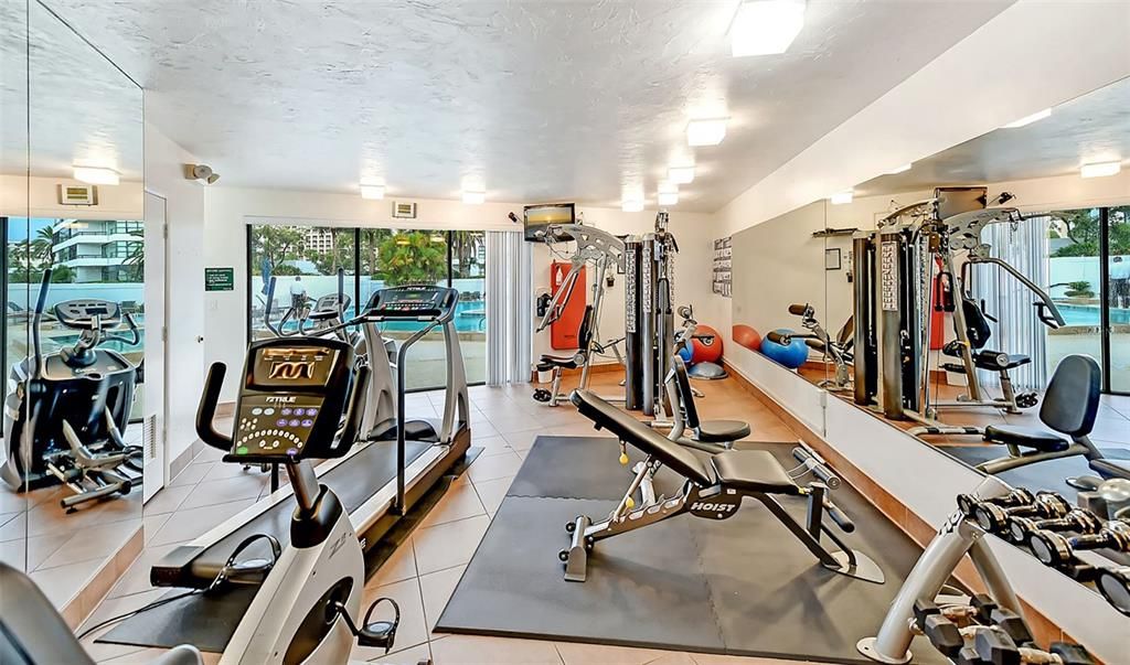 For Rent: $4,500 (2 beds, 2 baths, 1729 Square Feet)