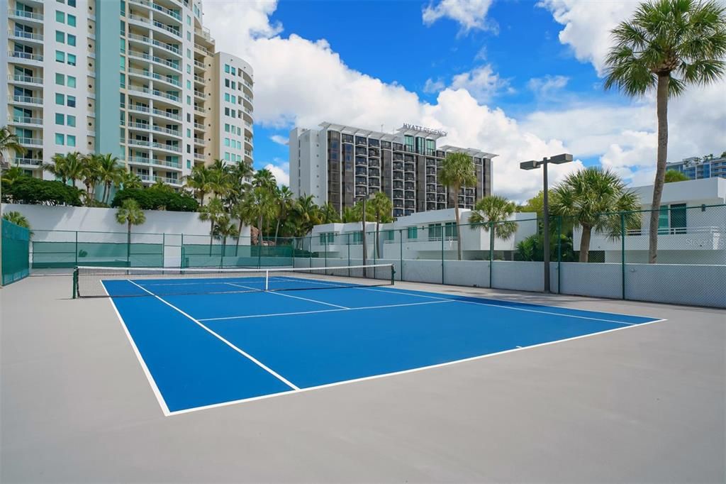 For Rent: $4,500 (2 beds, 2 baths, 1729 Square Feet)
