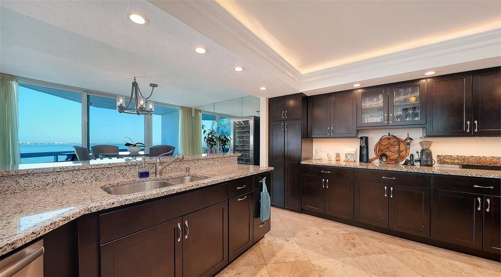 For Rent: $4,500 (2 beds, 2 baths, 1729 Square Feet)