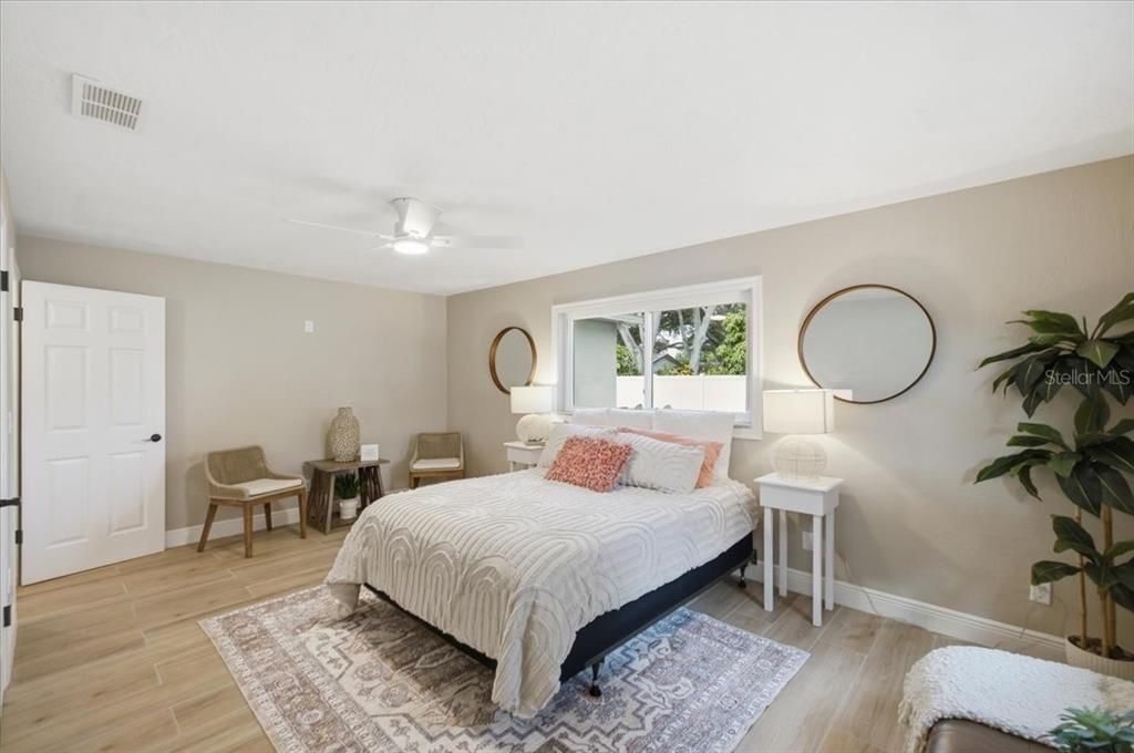 Activo con contrato: $619,000 (3 camas, 2 baños, 1942 Pies cuadrados)