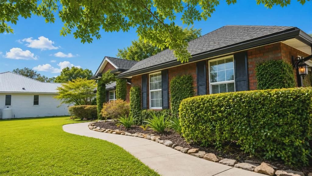 En Venta: $588,000 (3 camas, 2 baños, 2109 Pies cuadrados)