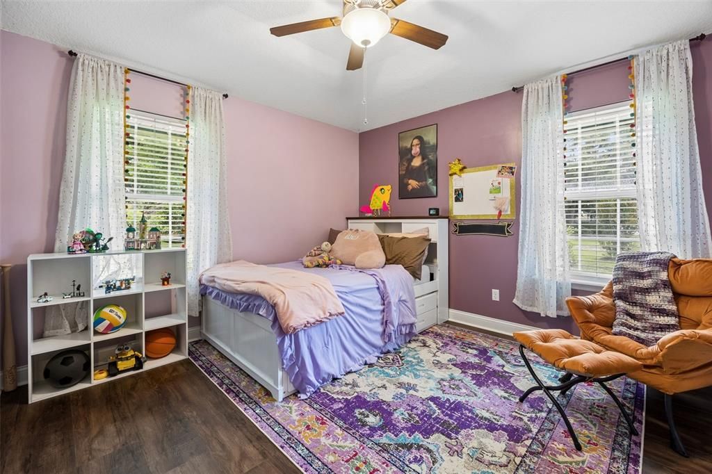 En Venta: $588,000 (3 camas, 2 baños, 2109 Pies cuadrados)