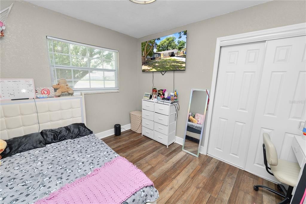 For Sale: $249,000 (3 beds, 1 baths, 1100 Square Feet)