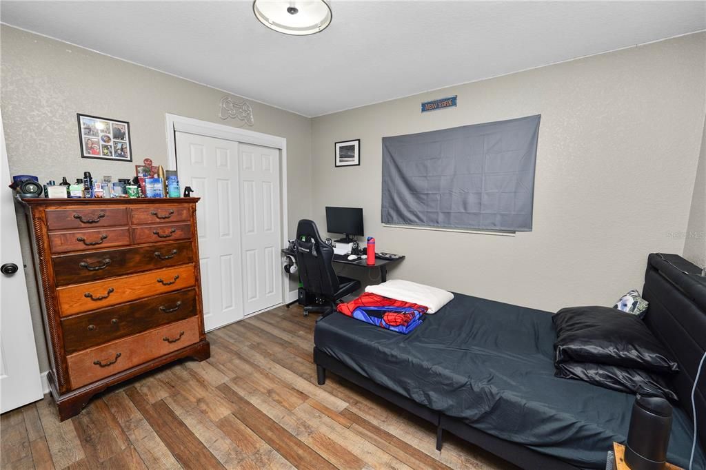 For Sale: $249,000 (3 beds, 1 baths, 1100 Square Feet)