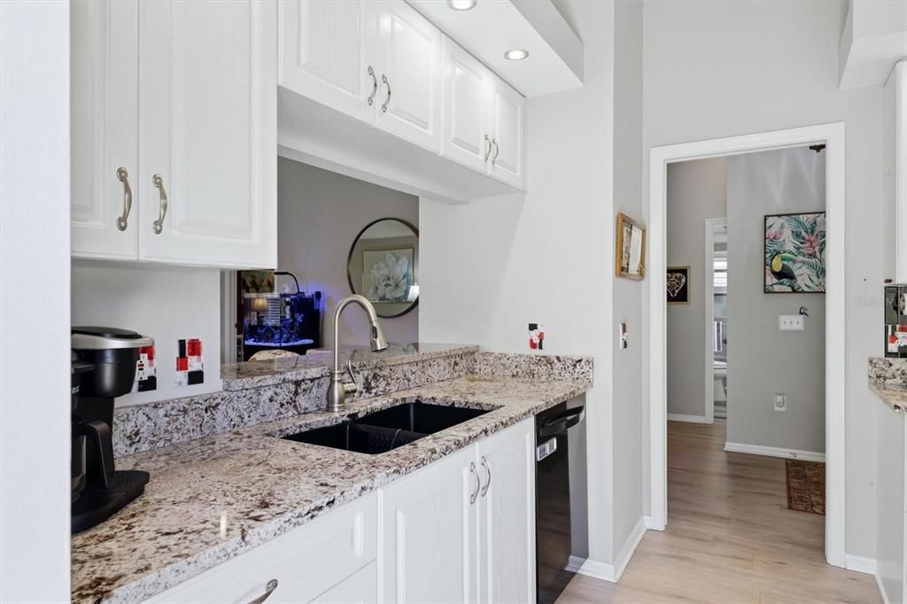 Activo con contrato: $349,900 (2 camas, 2 baños, 1239 Pies cuadrados)