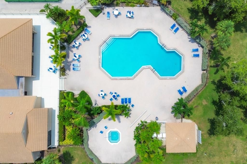 Activo con contrato: $349,900 (2 camas, 2 baños, 1239 Pies cuadrados)