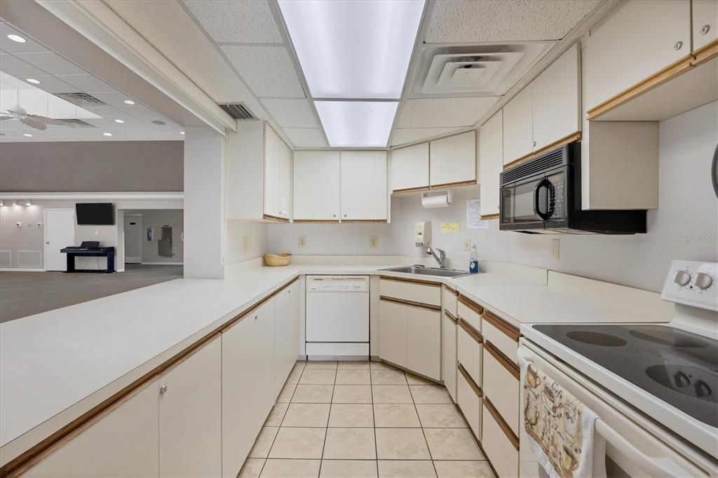 Activo con contrato: $349,900 (2 camas, 2 baños, 1239 Pies cuadrados)