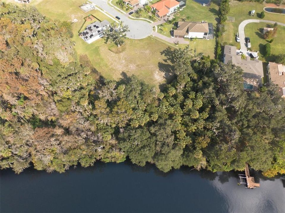 待售: $274,900 (1.45 acres)