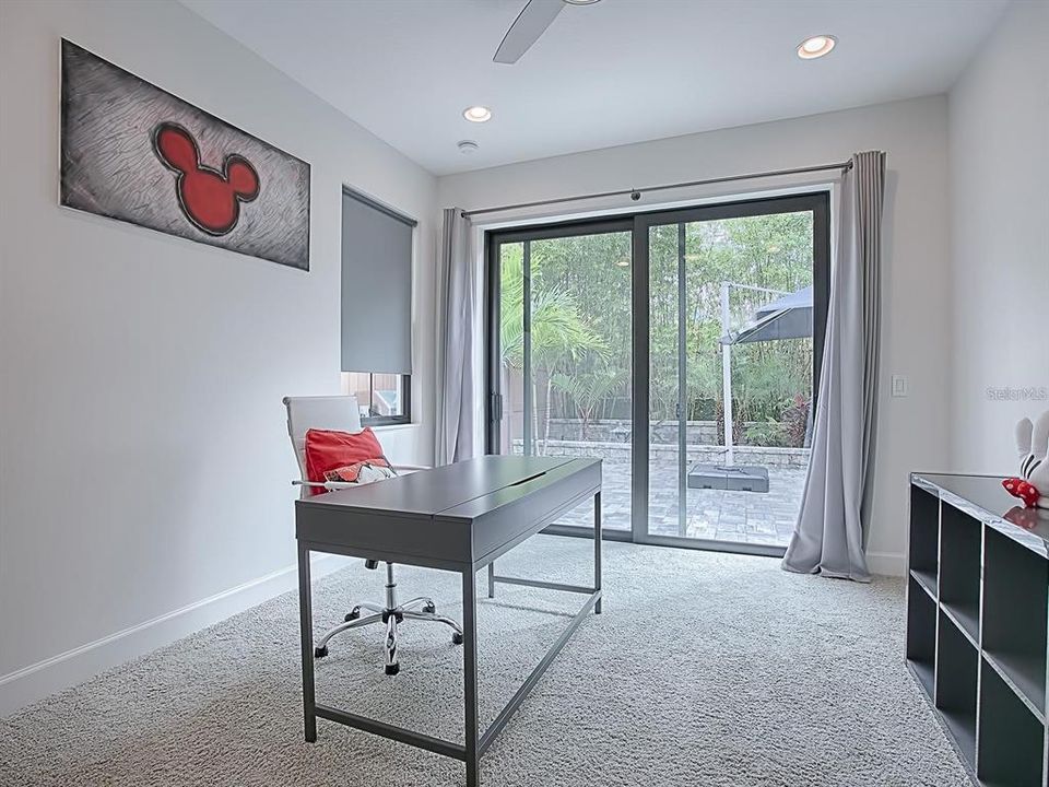En Venta: $1,100,000 (4 camas, 3 baños, 3481 Pies cuadrados)