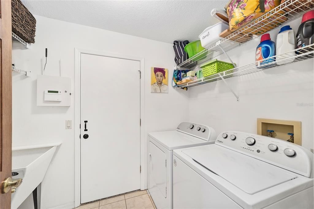 For Sale: $385,000 (3 beds, 2 baths, 2179 Square Feet)