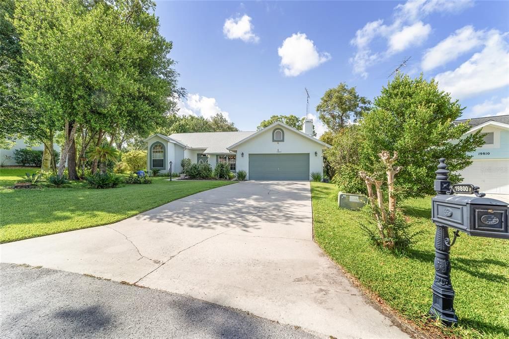 For Sale: $385,000 (3 beds, 2 baths, 2179 Square Feet)