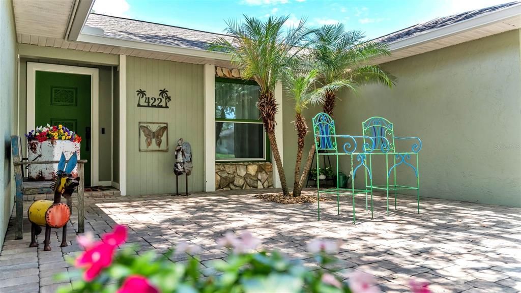 En Venta: $419,900 (4 camas, 2 baños, 2163 Pies cuadrados)