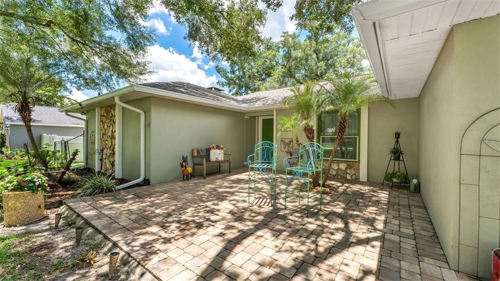 En Venta: $419,900 (4 camas, 2 baños, 2163 Pies cuadrados)