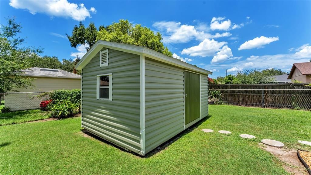 En Venta: $419,900 (4 camas, 2 baños, 2163 Pies cuadrados)
