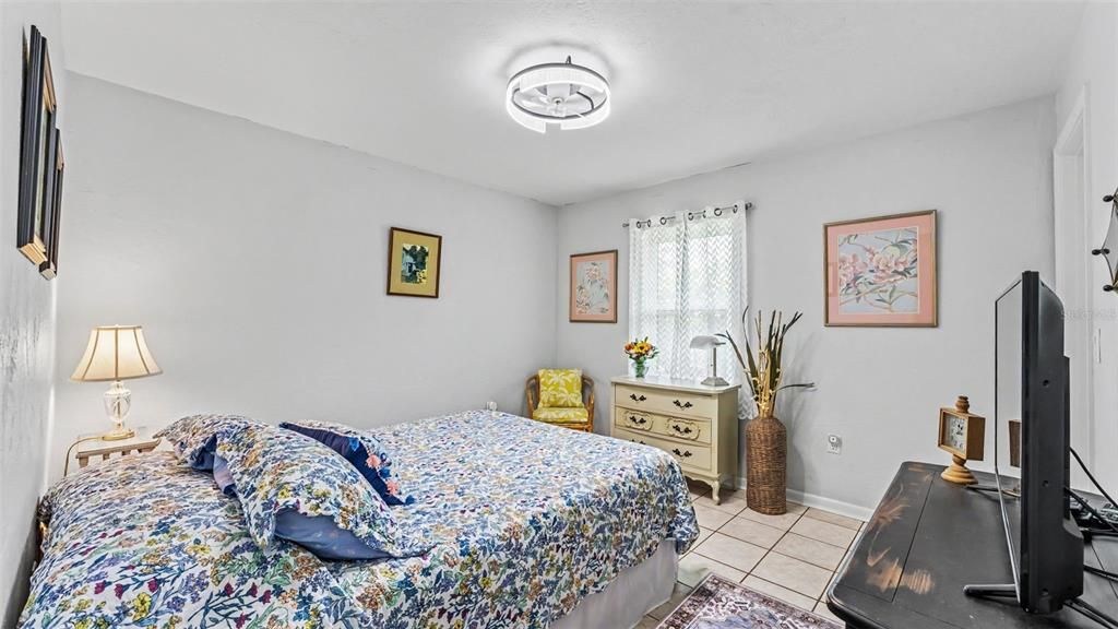En Venta: $419,900 (4 camas, 2 baños, 2163 Pies cuadrados)