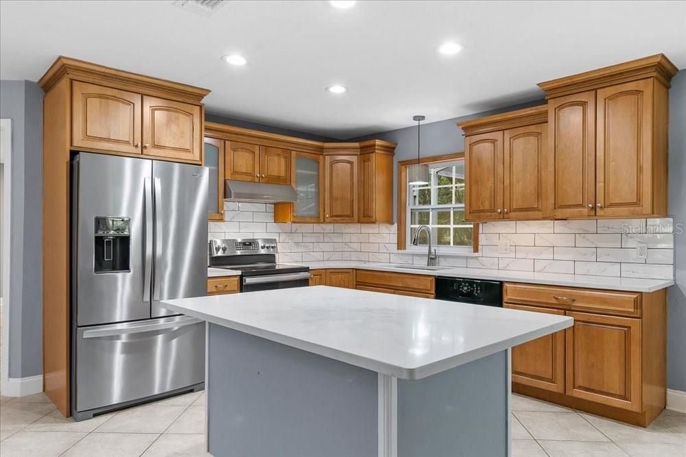 For Sale: $769,900 (4 beds, 3 baths, 1742 Square Feet)