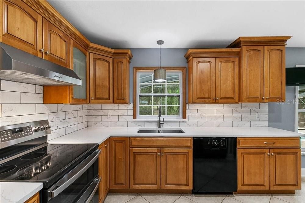 For Sale: $769,900 (4 beds, 3 baths, 1742 Square Feet)