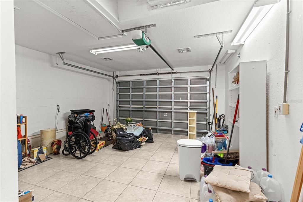 En Venta: $260,000 (3 camas, 2 baños, 1418 Pies cuadrados)