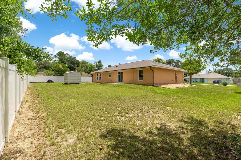 En Venta: $260,000 (3 camas, 2 baños, 1418 Pies cuadrados)