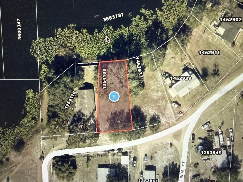 En Venta: $45,000 (0.27 acres)
