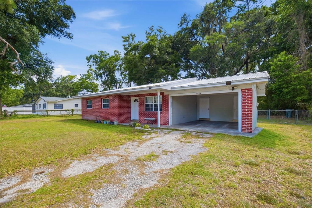 For Sale: $250,000 (3 beds, 2 baths, 1408 Square Feet)
