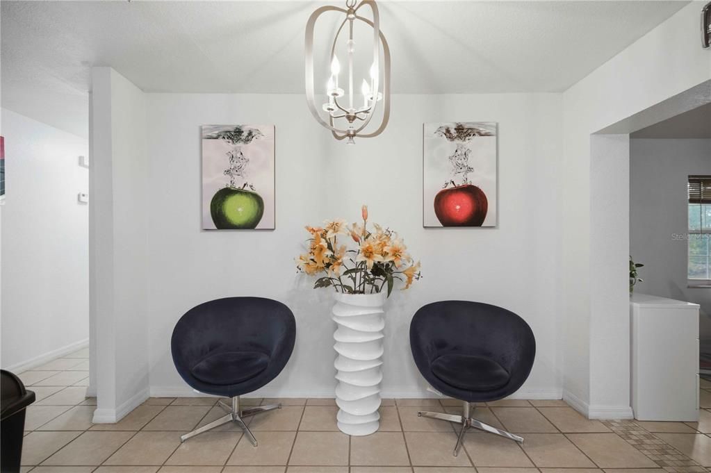 For Sale: $250,000 (3 beds, 2 baths, 1408 Square Feet)