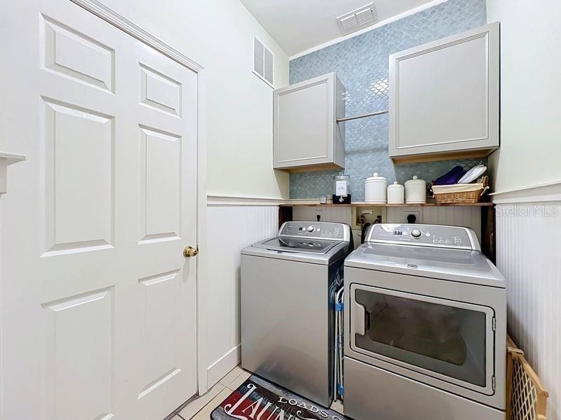 На продажу: $655,000 (5 спален, 3 ванн, 2760 Квадратных фут)