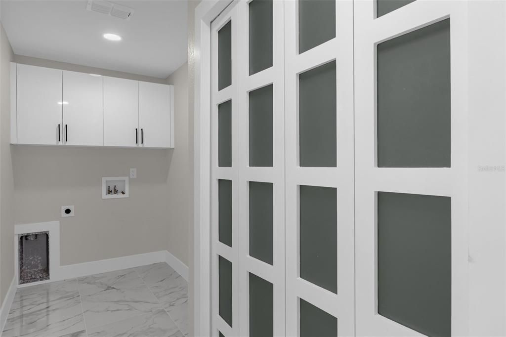 For Sale: $354,990 (3 beds, 2 baths, 1473 Square Feet)