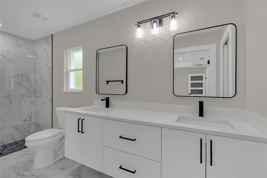 For Sale: $354,990 (3 beds, 2 baths, 1473 Square Feet)
