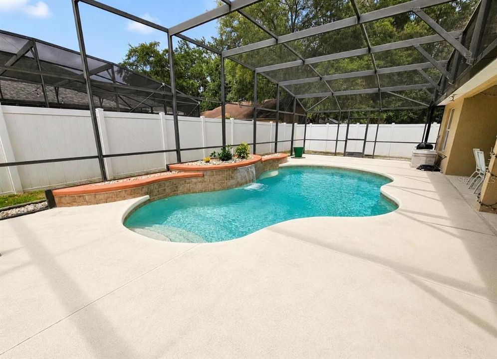 For Sale: $449,900 (3 beds, 2 baths, 1979 Square Feet)