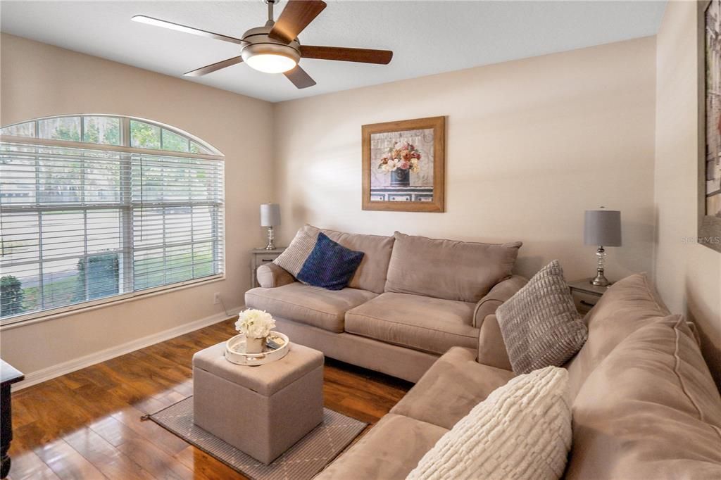 For Sale: $449,900 (3 beds, 2 baths, 1979 Square Feet)