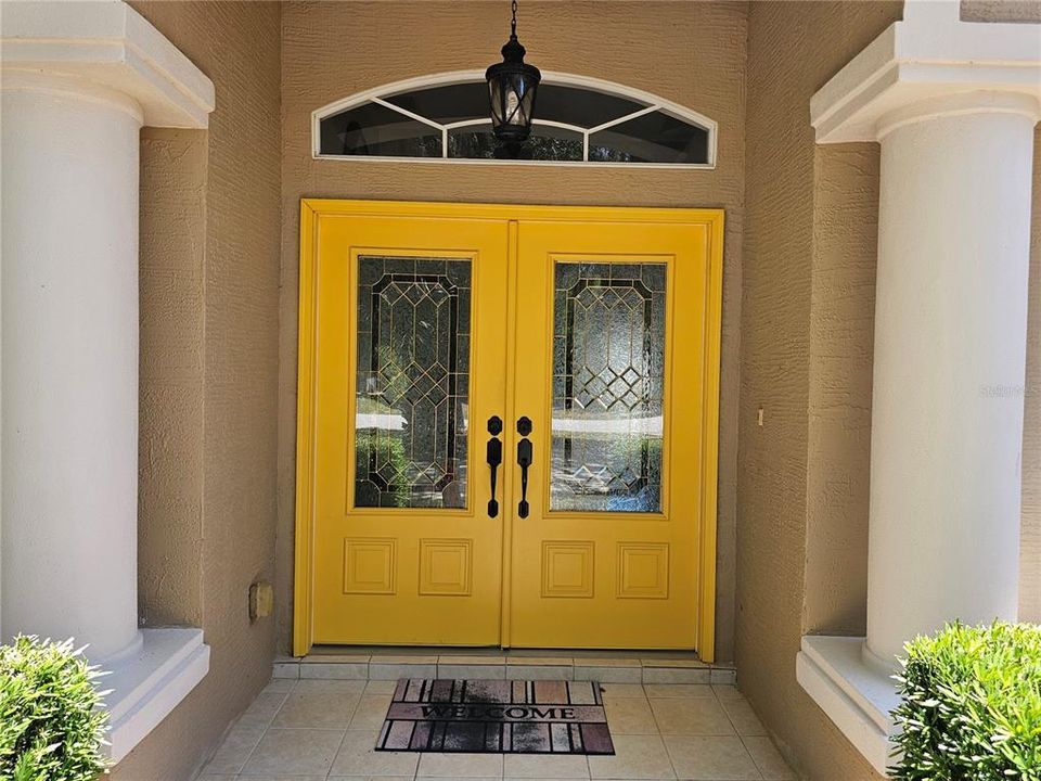 For Sale: $449,900 (3 beds, 2 baths, 1979 Square Feet)