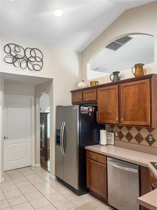 For Sale: $449,900 (3 beds, 2 baths, 1979 Square Feet)