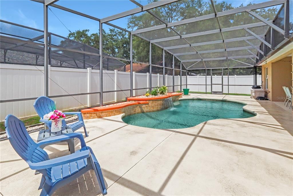 For Sale: $449,900 (3 beds, 2 baths, 1979 Square Feet)